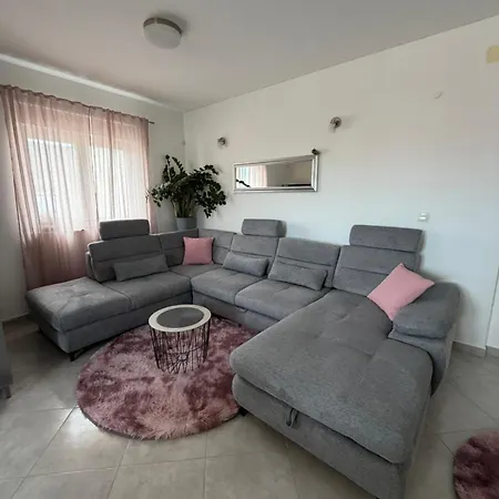 Apartament Marko *